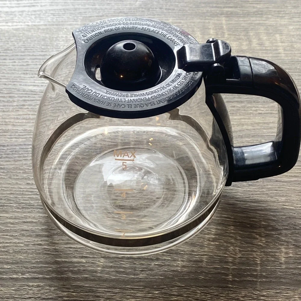 5 Cup Glass Coffee Carafe Replacement Clear with Black‎ Handle and Lid